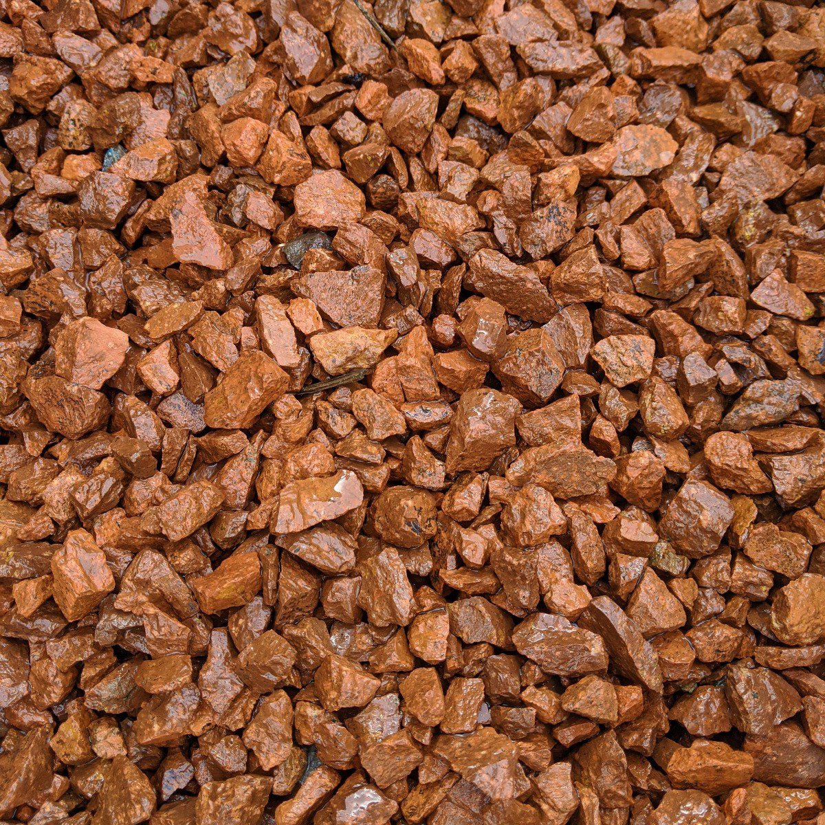 Red stone cheap chippings bulk bag